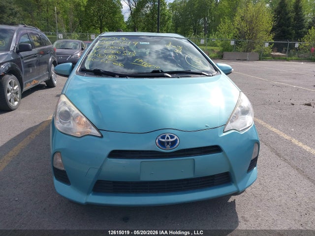 JTDKDTB36E1066513 Toyota PRIUS C