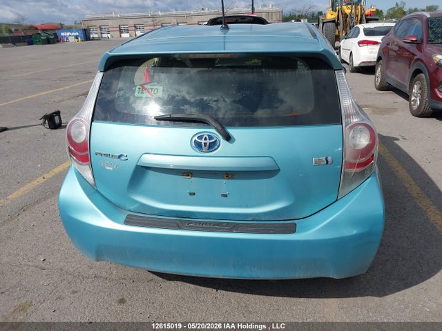 JTDKDTB36E1066513 Toyota PRIUS C