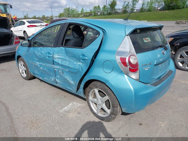 JTDKDTB36E1066513 Toyota PRIUS C