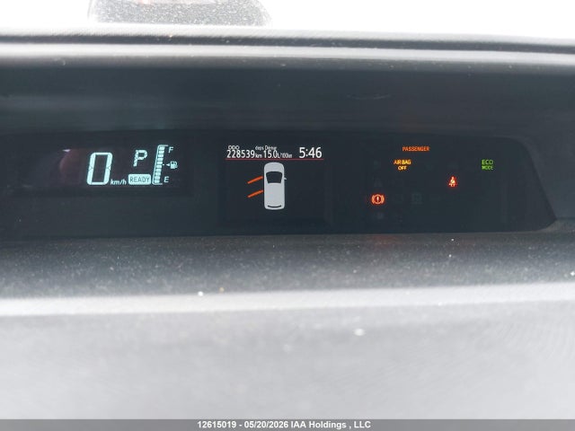 JTDKDTB36E1066513 Toyota PRIUS C