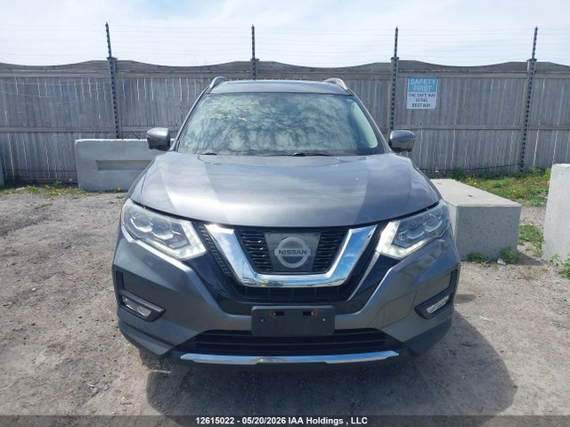 2017 Nissan Rogue S/sl Platinum/sv მანქანა იყიდება აუქციონზე, vin: 5N1AT2MV7HC807733, აუქციონის ნომერი: 12615022