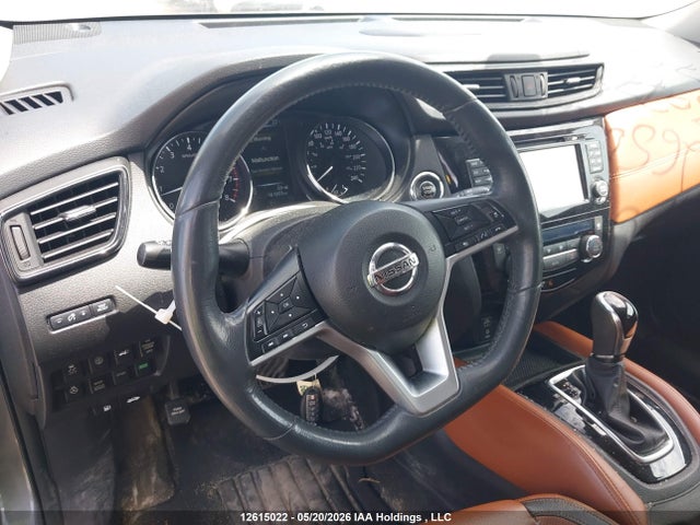 2017 Nissan Rogue S/sl Platinum/sv მანქანა იყიდება აუქციონზე, vin: 5N1AT2MV7HC807733, აუქციონის ნომერი: 12615022