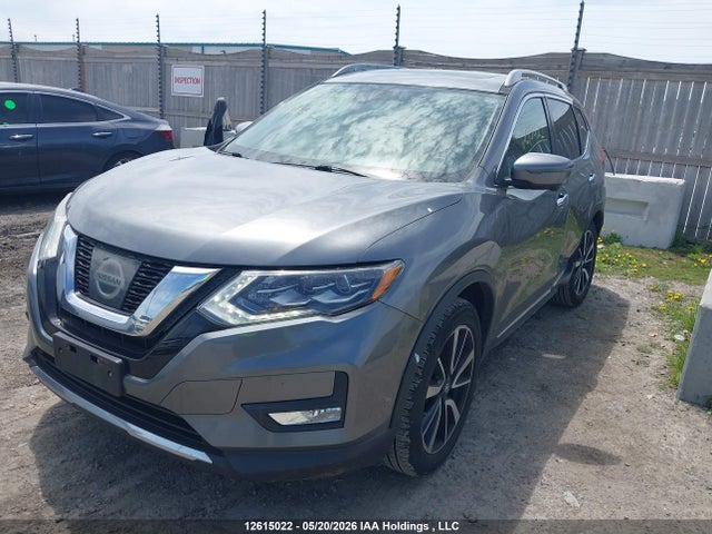 2017 Nissan Rogue S/sl Platinum/sv მანქანა იყიდება აუქციონზე, vin: 5N1AT2MV7HC807733, აუქციონის ნომერი: 12615022