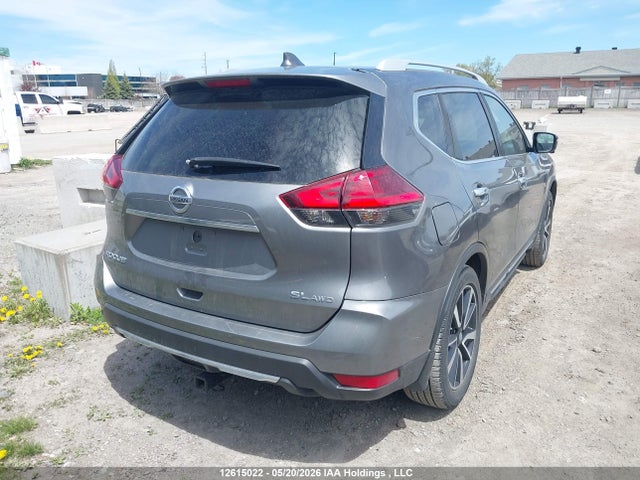 2017 Nissan Rogue S/sl Platinum/sv მანქანა იყიდება აუქციონზე, vin: 5N1AT2MV7HC807733, აუქციონის ნომერი: 12615022