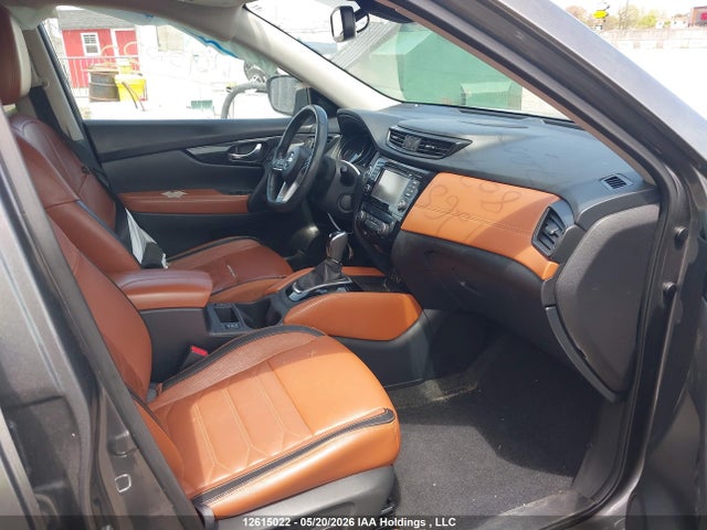 2017 Nissan Rogue S/sl Platinum/sv მანქანა იყიდება აუქციონზე, vin: 5N1AT2MV7HC807733, აუქციონის ნომერი: 12615022