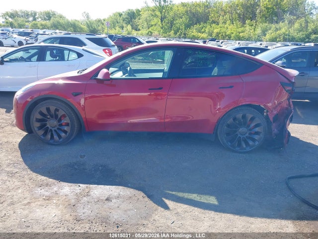 Tesla Model Y Performance 2021 5YJYGDEF9MF263405 Image 14