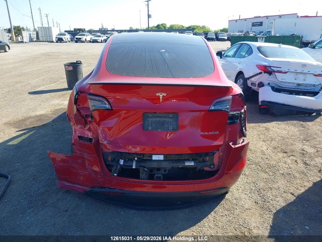 Tesla Model Y Performance 2021 5YJYGDEF9MF263405 Image 16