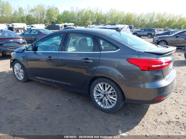 Ford Focus Titanium 2016 1FADP3J24GL341690 Image 15