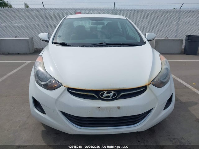 2013 Hyundai Elantra მანქანა იყიდება აუქციონზე, vin: 5NPDH4AE0DH225538, აუქციონის ნომერი: 12615038