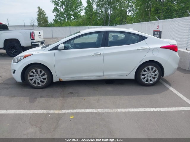 2013 Hyundai Elantra მანქანა იყიდება აუქციონზე, vin: 5NPDH4AE0DH225538, აუქციონის ნომერი: 12615038