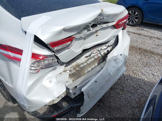 4T1BZ1HK5JU004481 Toyota Camry Xle V6