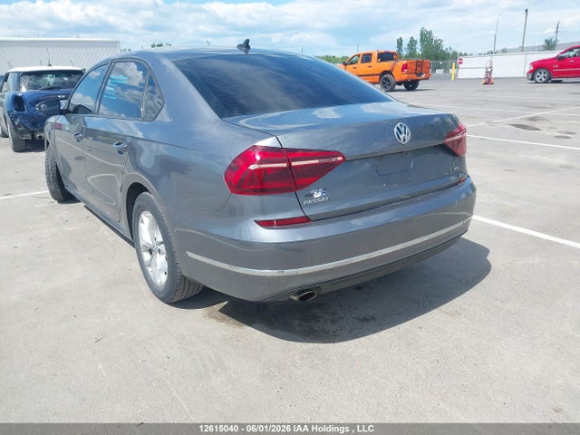 2018 Volkswagen Passat S/r-line მანქანა იყიდება აუქციონზე, vin: 1VWAA7A36JC041894, აუქციონის ნომერი: 12615040