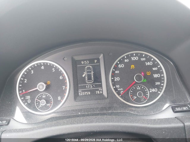 Продаж на аукціоні авто 2015 Volkswagen Tiguan, vin: WVGJV7AX3FW528322, номер лоту: 12615044