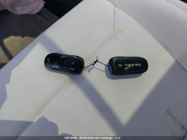 Tesla MODEL X 2017 5YJXCBE22HF064971 Image 11