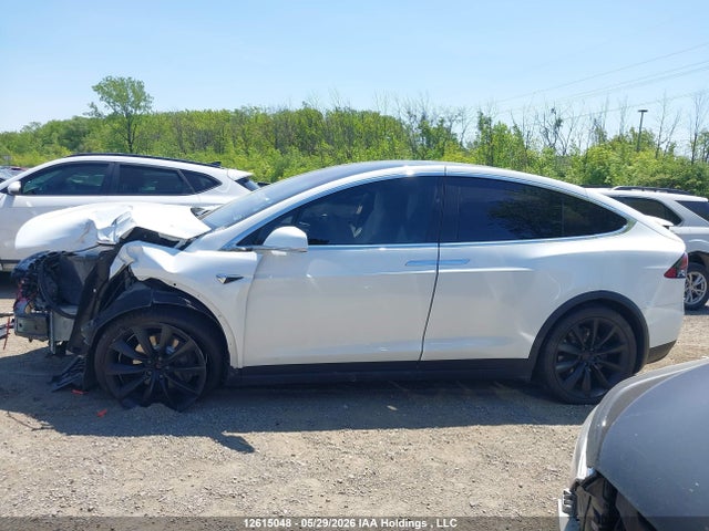 Tesla MODEL X 2017 5YJXCBE22HF064971 Image 15