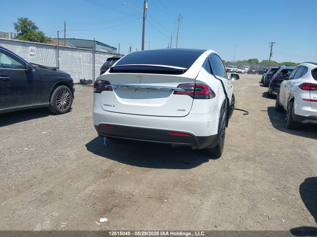 Tesla MODEL X 2017 5YJXCBE22HF064971 Image 4