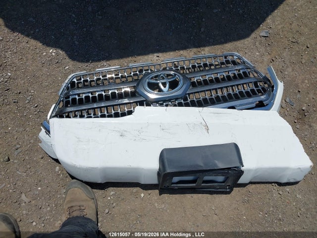 12615057 :رقم المزاد ، 5TFDZ5BN2GX001536 vin ، 2016 Toyota Tacoma Dbl Cab/sr5/trd Sport/or مزاد بيع