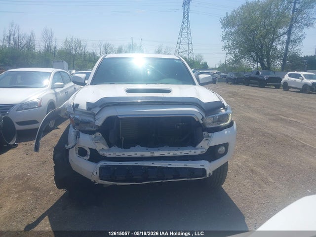 12615057 :رقم المزاد ، 5TFDZ5BN2GX001536 vin ، 2016 Toyota Tacoma Dbl Cab/sr5/trd Sport/or مزاد بيع