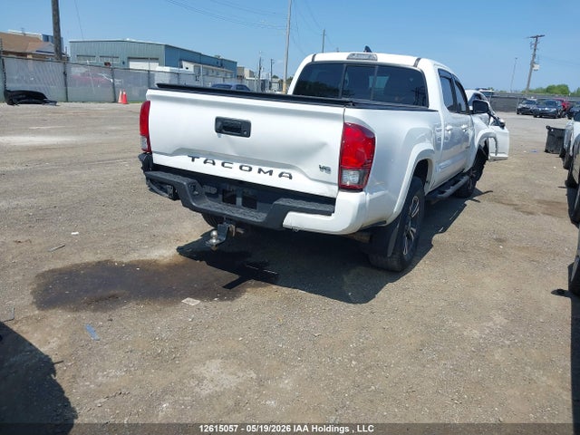 12615057 :رقم المزاد ، 5TFDZ5BN2GX001536 vin ، 2016 Toyota Tacoma Dbl Cab/sr5/trd Sport/or مزاد بيع