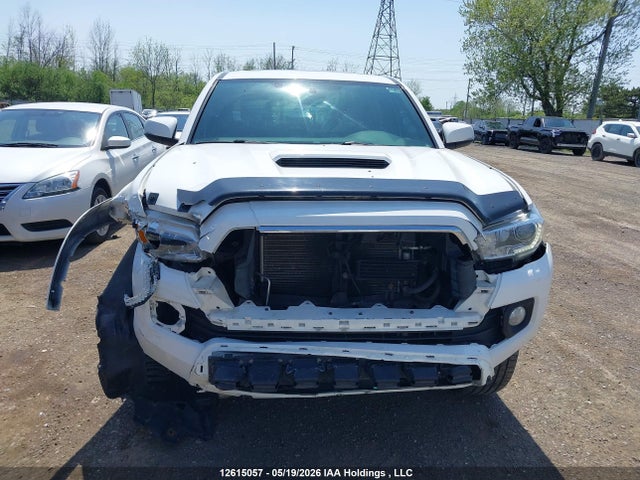 12615057 :رقم المزاد ، 5TFDZ5BN2GX001536 vin ، 2016 Toyota Tacoma Dbl Cab/sr5/trd Sport/or مزاد بيع