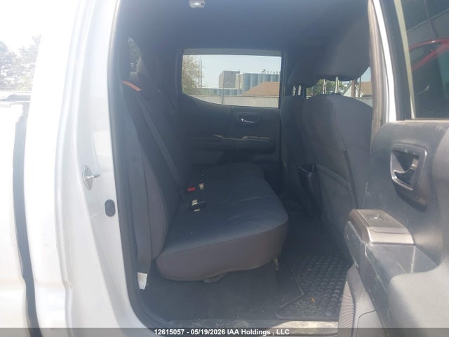 12615057 :رقم المزاد ، 5TFDZ5BN2GX001536 vin ، 2016 Toyota Tacoma Dbl Cab/sr5/trd Sport/or مزاد بيع