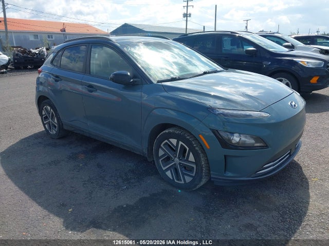 2022 Hyundai Kona Electric Preferred With Two-tone Roof მანქანა იყიდება აუქციონზე, vin: KM8K23AG3NU140328, აუქციონის ნომერი: 12615061