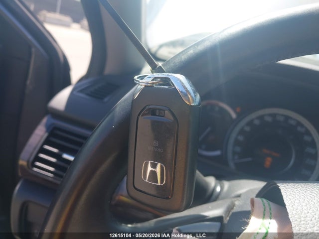 Продаж на аукціоні авто 2016 Honda Accord Touring, vin: 1HGCR2F04GA805513, номер лоту: 12615104