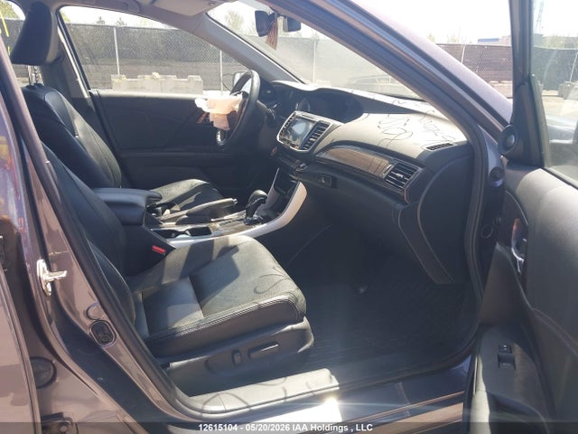 Продаж на аукціоні авто 2016 Honda Accord Touring, vin: 1HGCR2F04GA805513, номер лоту: 12615104