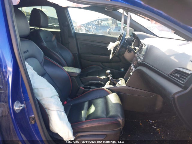KMHD04LBXLU084228 Hyundai Elantra Sport Manual