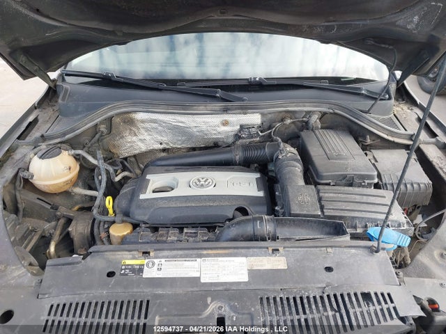 WVGKV7AX8FW537540 Volkswagen Tiguan Trendline