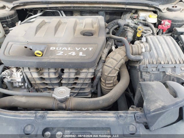 Продажа на аукционе авто 2014 Chrysler 200 Lx, vin: 1C3CCBAB1EN128195, номер лота: 12608942