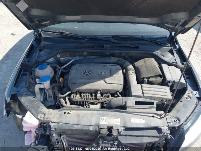 3VWL07AJ1FM248032 Volkswagen Jetta 1.8 Tsi Highline