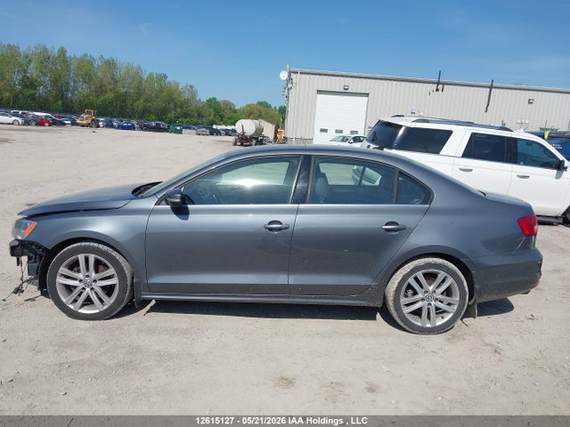 3VWL07AJ1FM248032 Volkswagen Jetta 1.8 Tsi Highline