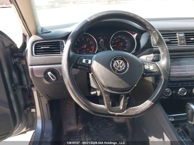 3VWL07AJ1FM248032 Volkswagen Jetta 1.8 Tsi Highline