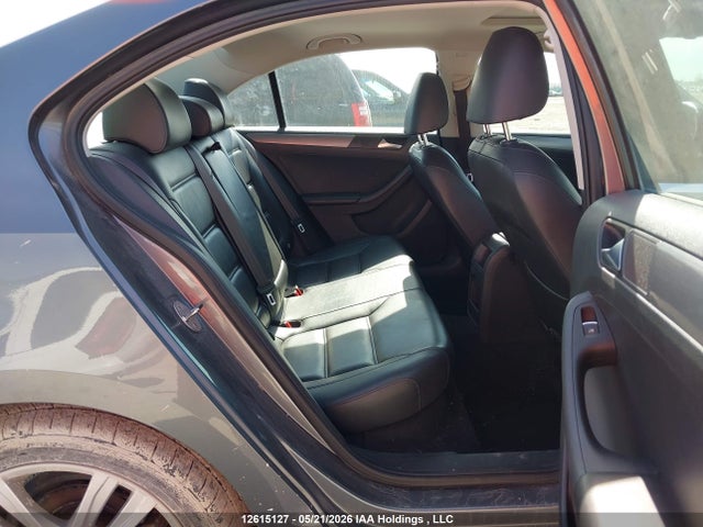 3VWL07AJ1FM248032 Volkswagen Jetta 1.8 Tsi Highline