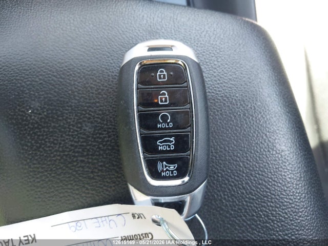 KMHLN4AG6PU484997 Hyundai Elantra Luxury Ivt