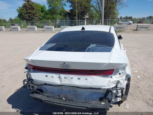 KMHLN4AG6PU484997 Hyundai Elantra Luxury Ivt