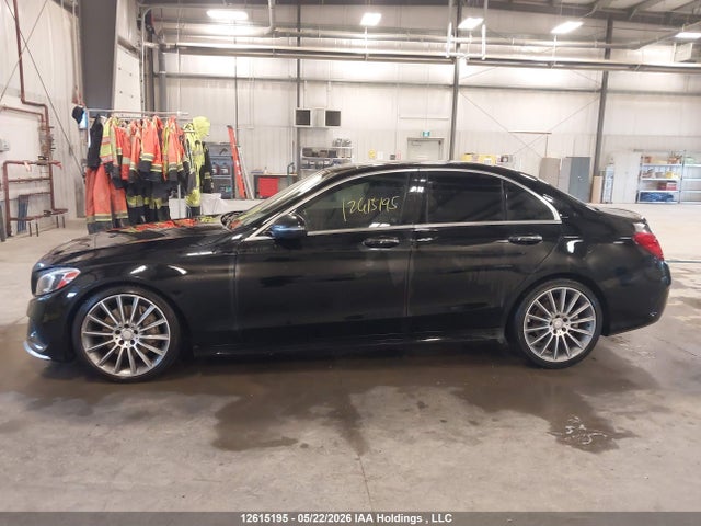 Aukcja sprzedaży 2017 Mercedes-benz C 300 4matic, vin: 55SWF4KB2HU199501, numer aukcji: 12615195