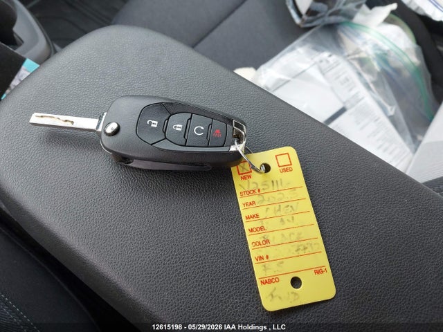 Продажа на аукционе авто 2025 Chevrolet Trax, vin: KL77LGE22SC227732, номер лота: 12615198