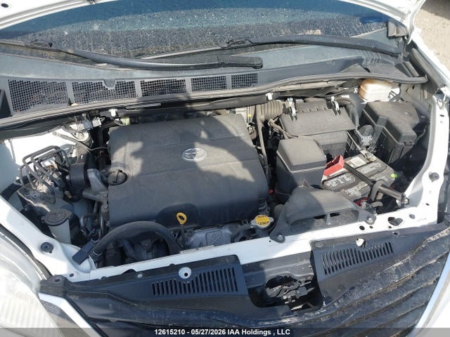 2013 Toyota Sienna Le V6 მანქანა იყიდება აუქციონზე, vin: 5TDKK3DC7DS377291, აუქციონის ნომერი: 12615210