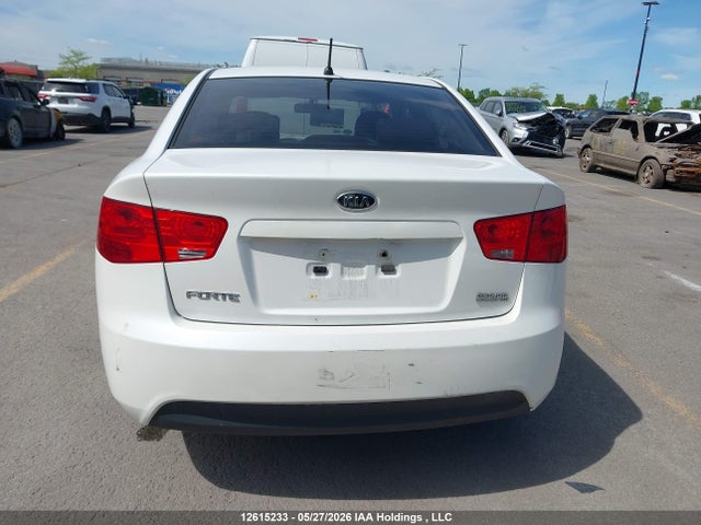 12615233 :رقم المزاد ، KNAFT4A25D5660078 vin ، 2013 Kia Forte 2.0l Lx مزاد بيع