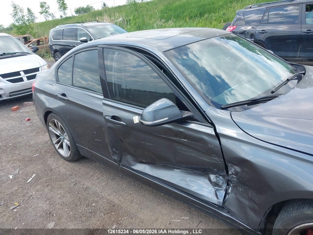 12615234 :رقم المزاد ، WBA3C3G58ENS68809 vin ، 2014 Bmw 320i Xdrive مزاد بيع