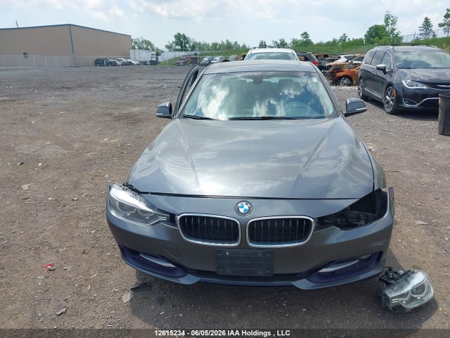 12615234 :رقم المزاد ، WBA3C3G58ENS68809 vin ، 2014 Bmw 320i Xdrive مزاد بيع