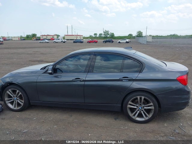 12615234 :رقم المزاد ، WBA3C3G58ENS68809 vin ، 2014 Bmw 320i Xdrive مزاد بيع