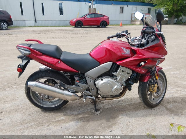 2009 Honda Cbf 1000 მანქანა იყიდება აუქციონზე, vin: ZDCSC58299F360146, აუქციონის ნომერი: 12615253