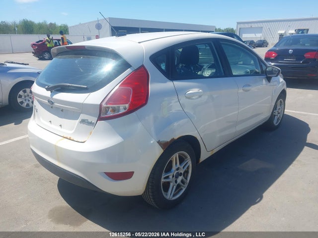 2017 Ford Fiesta Se მანქანა იყიდება აუქციონზე, vin: 3FADP4EJ5HM110935, აუქციონის ნომერი: 12615256