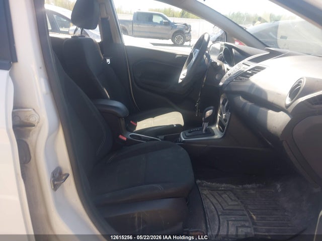 2017 Ford Fiesta Se მანქანა იყიდება აუქციონზე, vin: 3FADP4EJ5HM110935, აუქციონის ნომერი: 12615256