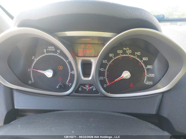 12615271 :رقم المزاد ، 3FADP4BJ1DM113037 vin ، 2013 Ford Fiesta Se مزاد بيع