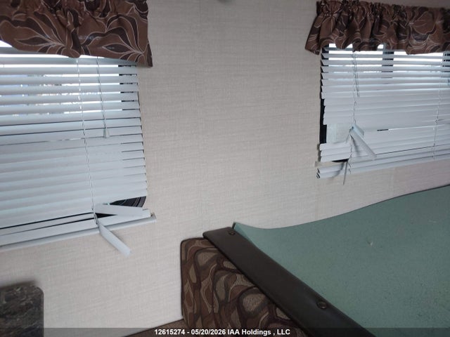 Keystone Springdale 2015 4YDT18018F3151593 Image 16