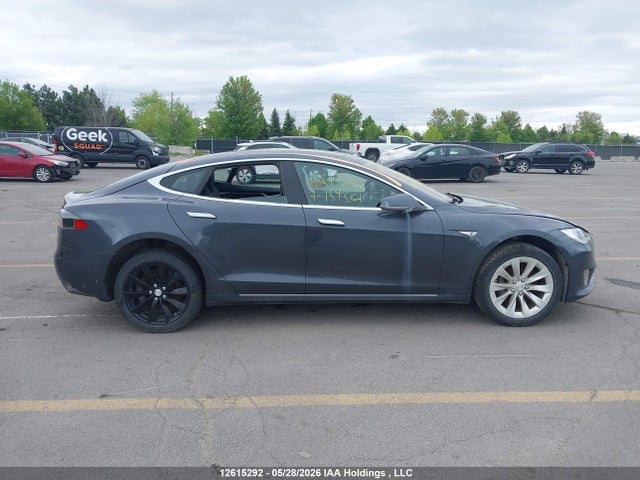 Продажа на аукционе авто 2016 Tesla Model S, vin: 5YJSA1E21GF154301, номер лота: 12615292